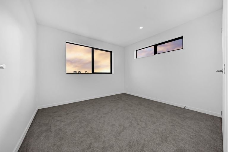 Photo of property in 30 Korowhiti Road, Clarks Beach, 2122