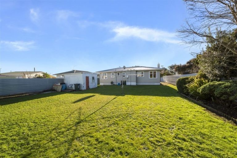 Photo of property in 39 Ramanui Avenue, Hawera, 4610