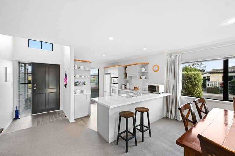 Photo of property in Bramley Gardens, 48/3 Turnbury Court, Rototuna, Hamilton, 3210