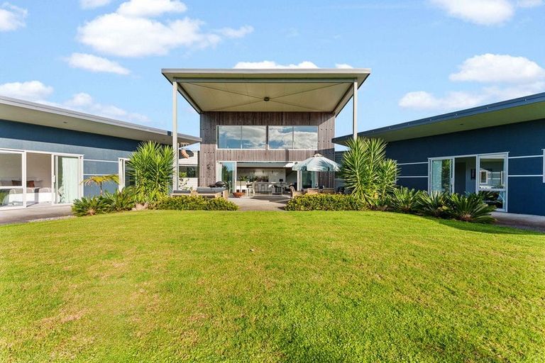 Photo of property in 68 Mcgiven Drive, Ridgewood, New Plymouth, 4371