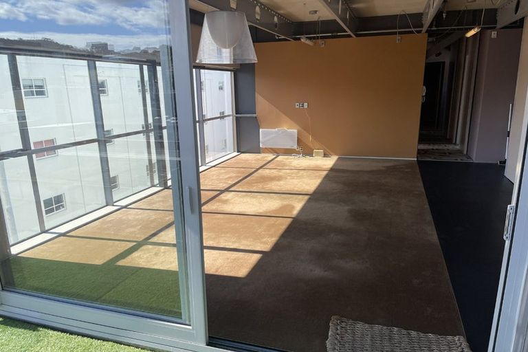 Photo of property in Cubana Apartments, 11/158u Cuba Street, Te Aro, Wellington, 6011