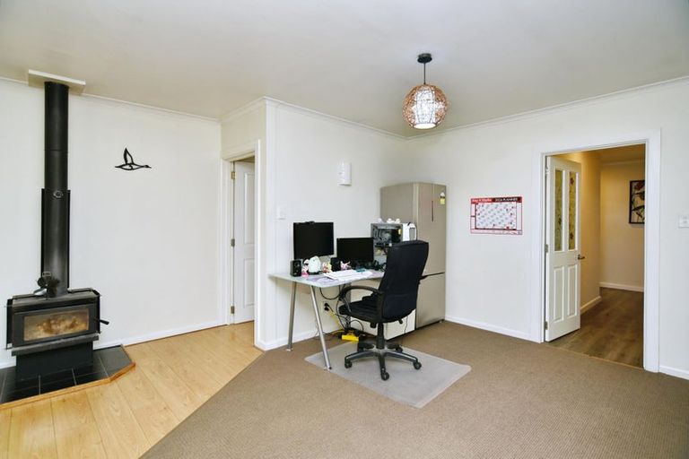 Photo of property in 214 Harewood Road, Bishopdale, Christchurch, 8053