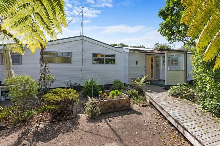 Photo of property in 21 Ngaparaoa Drive, Maketu, 3189