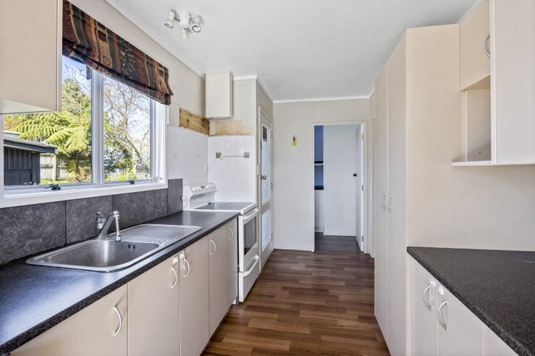Photo of property in 4 Guernsey Place, Fitzherbert, Palmerston North, 4410