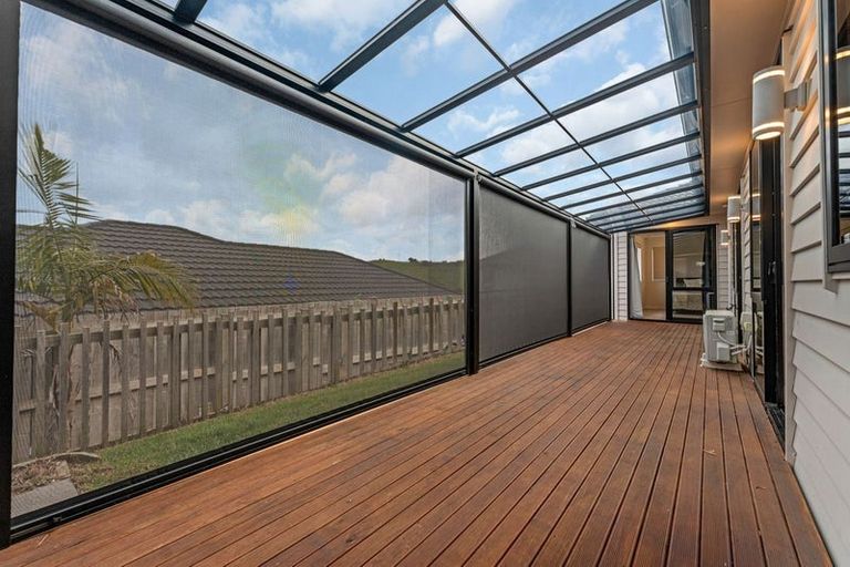 Photo of property in 98 Harriet Johnston Drive, Pokeno, 2402