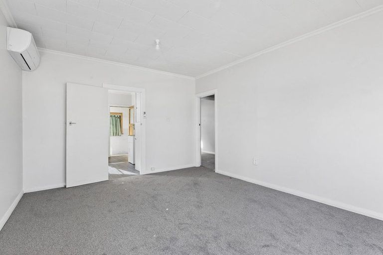 Photo of property in 3/5 Ward Street, Palmerston North, 4410