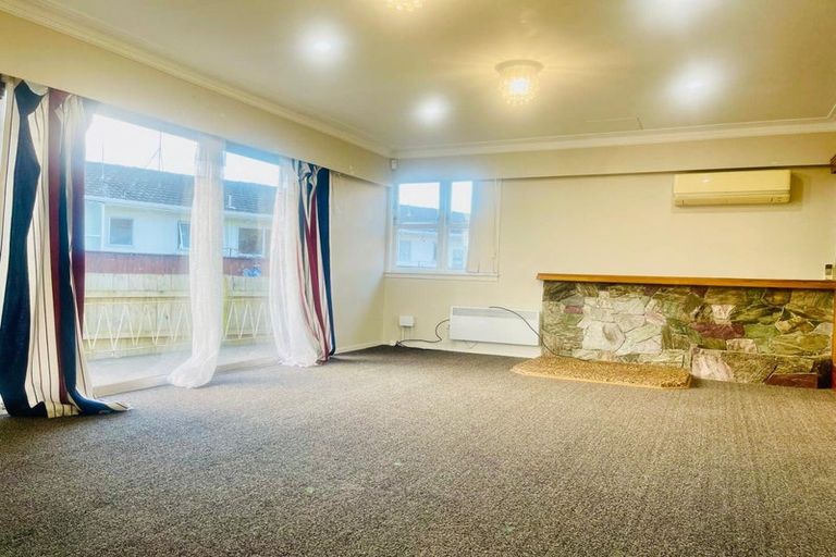 Photo of property in 96 Beaumonts Way, Manurewa, Auckland, 2102