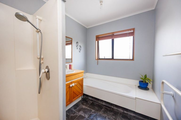 Photo of property in 11 Kairanga Bunnythorpe Road, Bunnythorpe, Palmerston North, 4478
