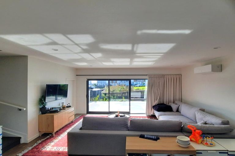 Photo of property in 8 Canna Street, Totara Park, Auckland, 2019