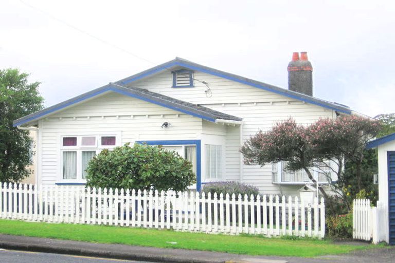 Photo of property in 55 James Laurie Street, Henderson, Auckland, 0612