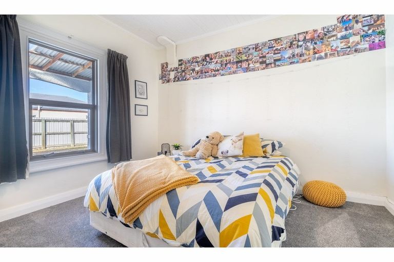 Photo of property in 22 Clutha Street, Alexandra, 9320
