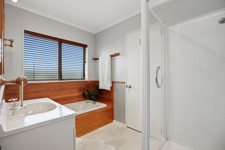 Photo of property in 99 Plateau Heights, Mount Maunganui, 3116