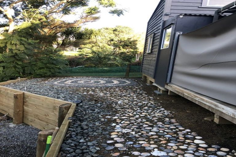 Photo of property in 54 Powells Road, Cable Bay, 0420