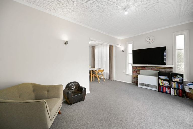 Photo of property in 10 Vectis Road, Hillcrest, Hamilton, 3216