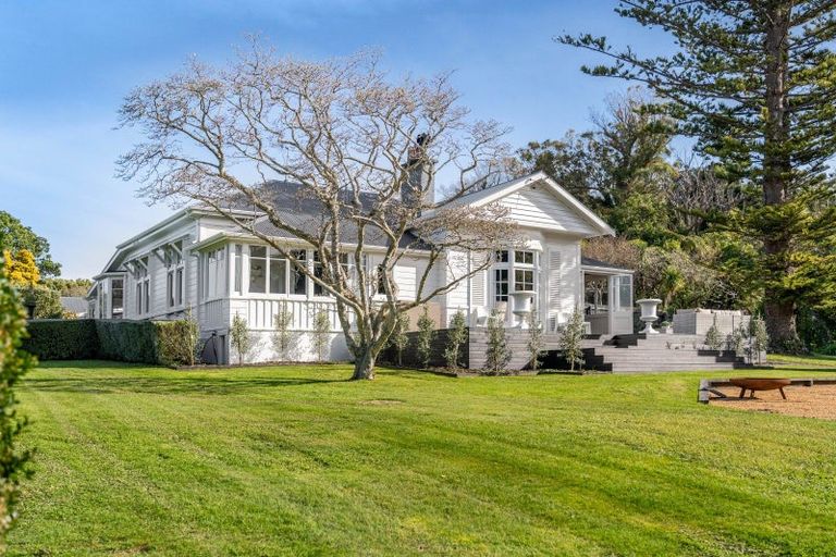 Photo of property in 33 Wairere Road, Belmont, Lower Hutt, 5010