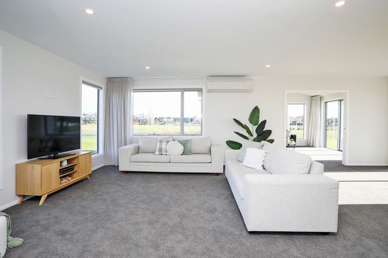 Photo of property in 12 Highland Rise, Waihopai, 9872