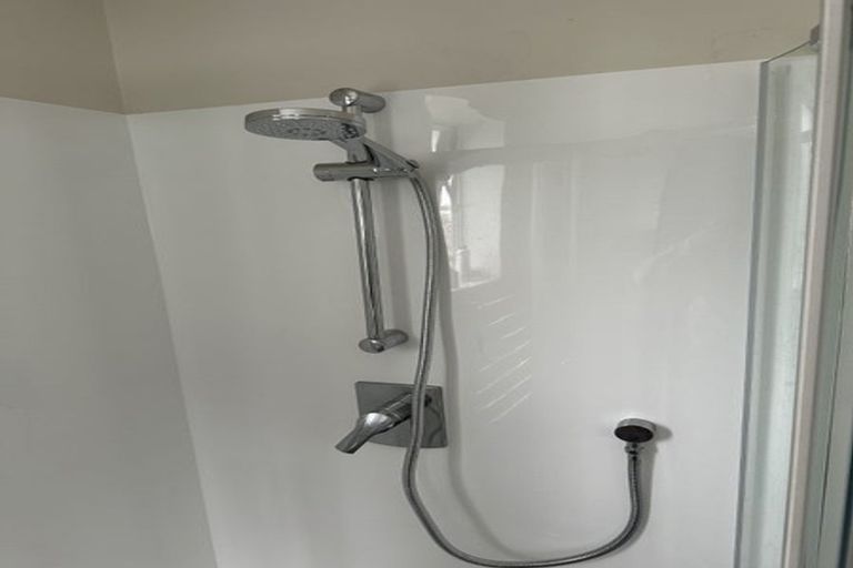 Photo of property in 81 Grove Road, Papakura, 2110