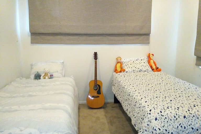 Photo of property in 30b Bleakhouse Road, Howick, Auckland, 2014