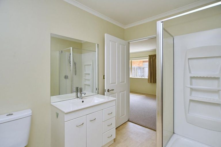 Photo of property in 3 Reeves Road, Rangiora, 7400