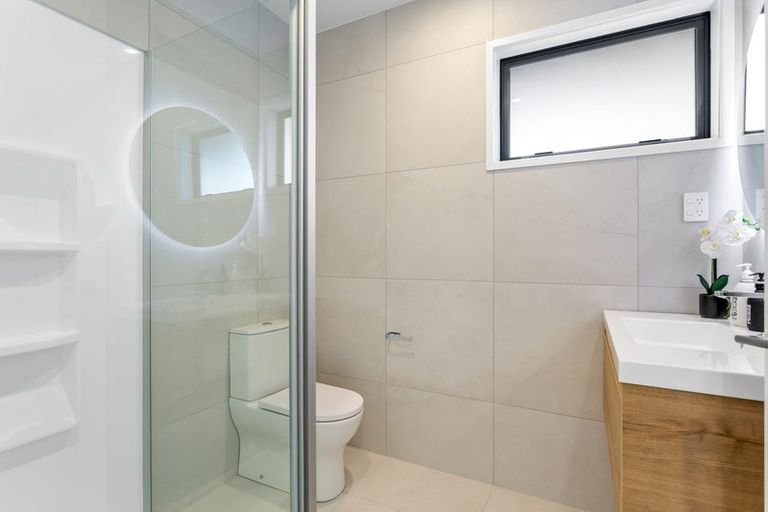 Photo of property in 1/2 Te Rito Road, Hobsonville, Auckland, 0616