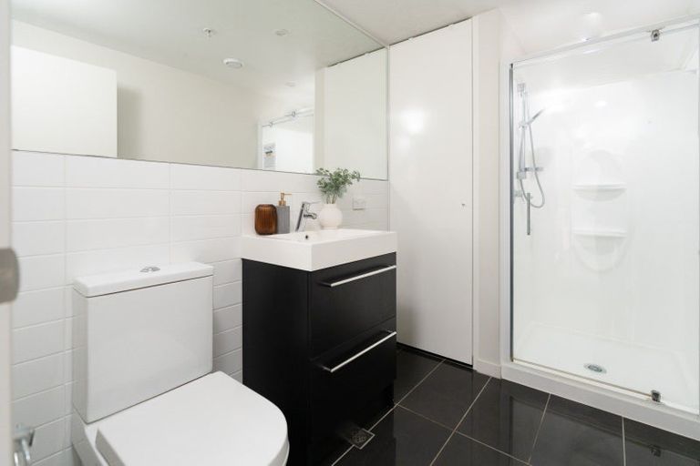 Photo of property in Nouvo Apartments, 21u4i Rugby Street, Mount Cook, Wellington, 6021