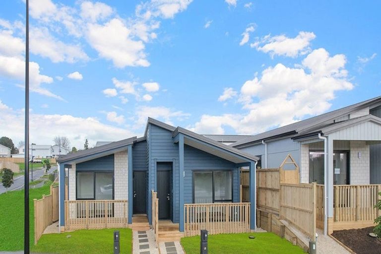 Photo of property in 43 Tributary Parade, Karaka, Papakura, 2113