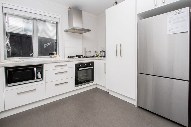 Photo of property in 1u2 Hibiscus Avenue, Hamilton Lake, Hamilton, 3204
