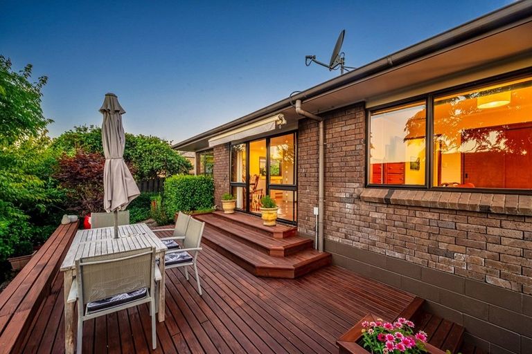 Photo of property in 2/47 Aberfeldy Avenue, Highland Park, Auckland, 2010