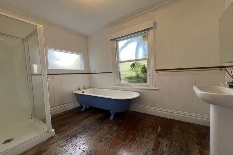 Photo of property in 156 Tancred Street, Linwood, Christchurch, 8062