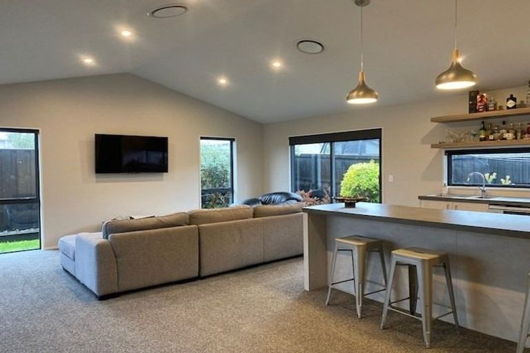 Photo of property in 5 Tussle Grove, Halswell, Christchurch, 8025