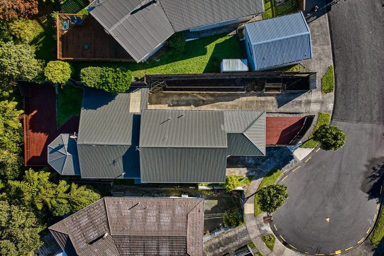 Photo of property in 18 Eastview Grove, Normandale, Lower Hutt, 5010