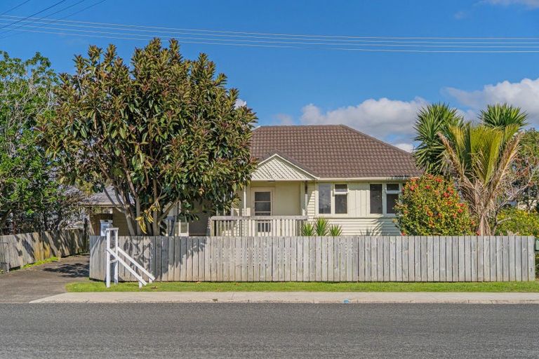 Photo of property in 10a Hannan Road, Whitianga, 3510