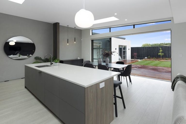 Photo of property in 7 Oakbridge Boulevard, Marshland, Christchurch, 8051