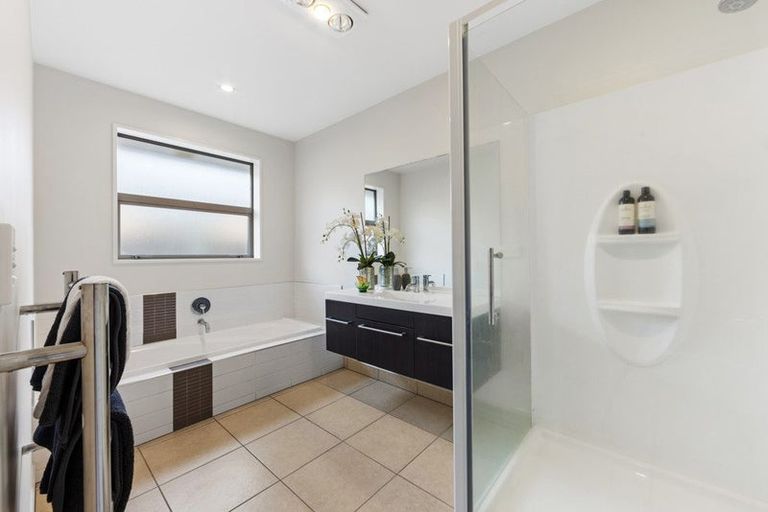 Photo of property in 9 Tawa Place, Parklands, Christchurch, 8083