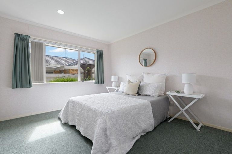 Photo of property in 482b Devonport Road, Tauranga South, Tauranga, 3112
