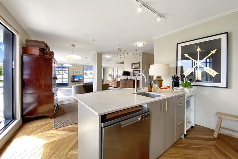 Photo of property in Chevron Suites, 701/8u Chaffers Street, Te Aro, Wellington, 6011