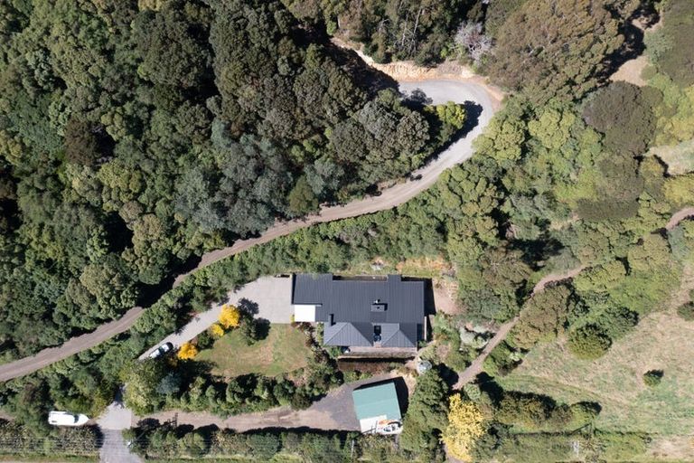 Photo of property in 34 Pawsons Valley Road, Duvauchelle, 7581