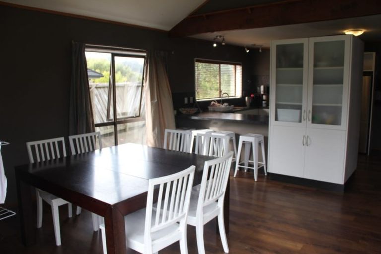 Photo of property in 32 Burbank Crescent, Churton Park, Wellington, 6037