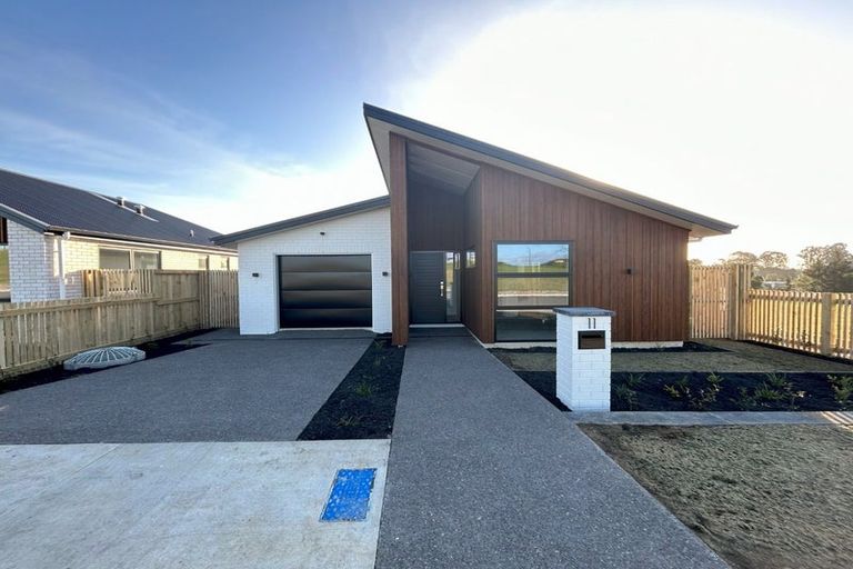 Photo of property in 11 Halo Green, Peacocke, Hamilton, 3206