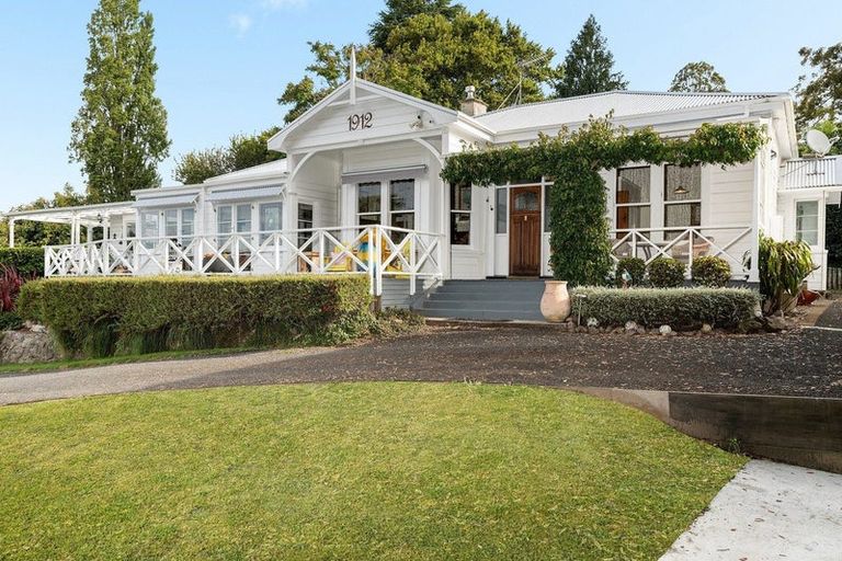 Photo of property in 19 Oliver Road, Eastern Beach, Auckland, 2012