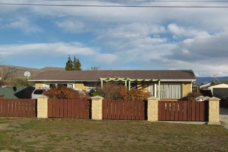 Photo of property in 6c Syndic Street, Cromwell, 9310