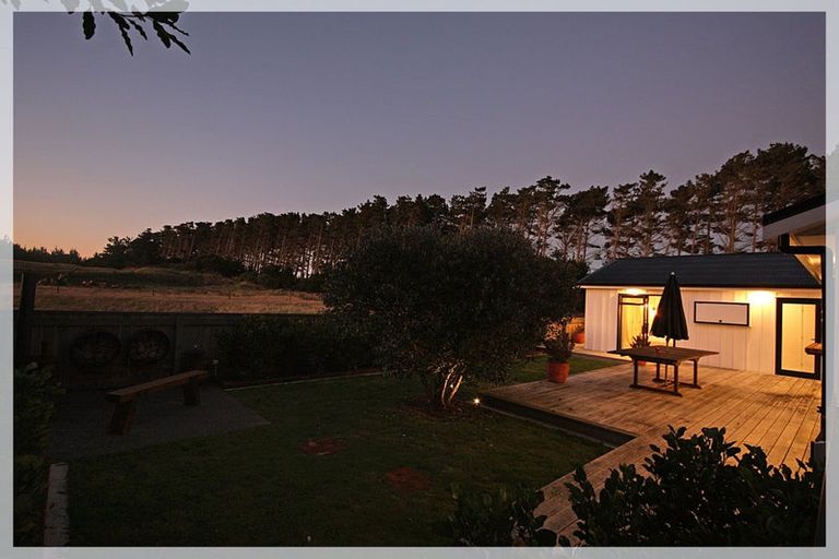 Photo of property in 3a Andrews Street, Foxton Beach, Foxton, 4815