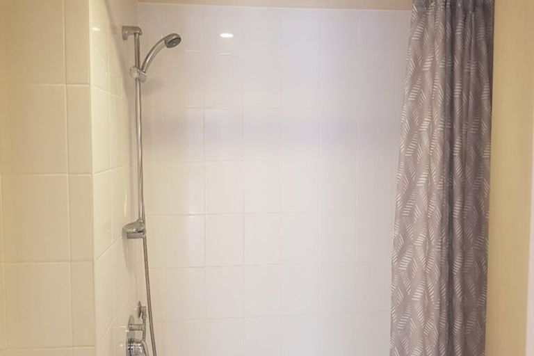 Photo of property in 1i/18 Ronwood Avenue, Manukau, Auckland, 2104