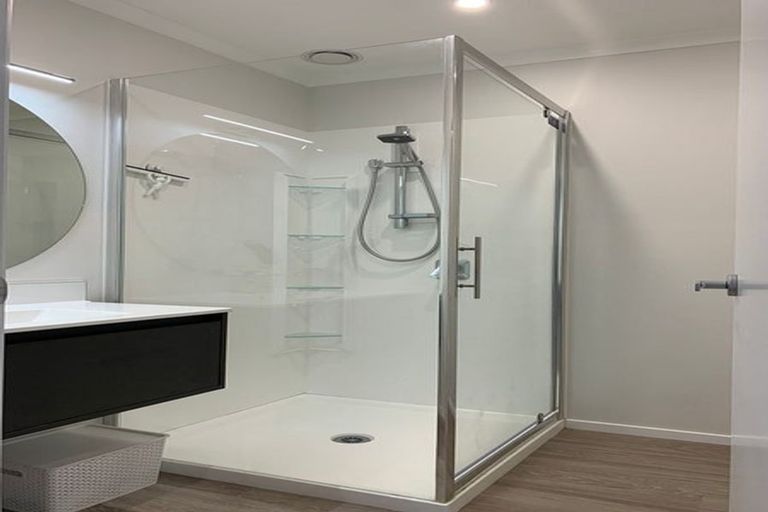 Photo of property in 14b Mawai Hakona Drive, Wallaceville, Upper Hutt, 5018