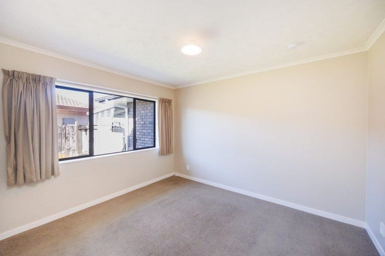 Photo of property in 44 Chippendale Crescent, Highbury, Palmerston North, 4412