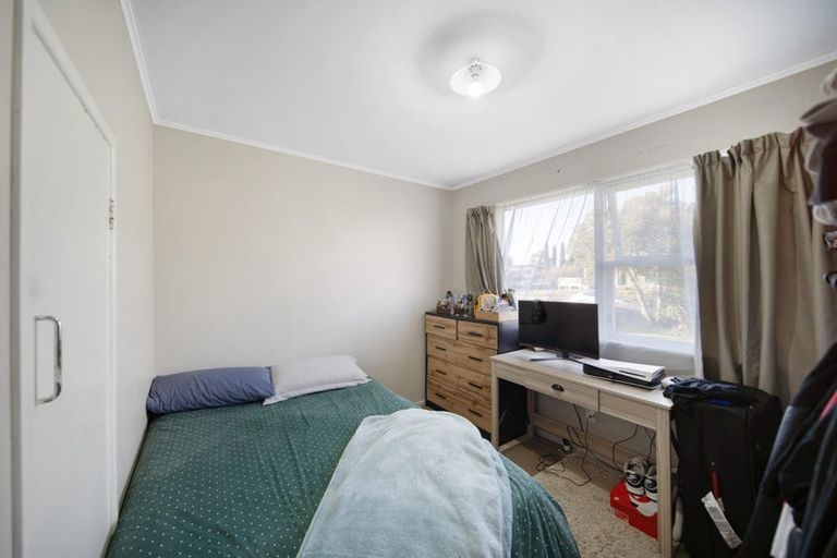 Photo of property in 24 Winsford Street, Manurewa, Auckland, 2102