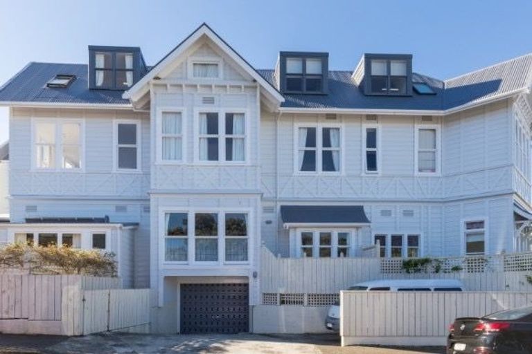 Photo of property in The Villas, 14/33u Hobson Street, Thorndon, Wellington, 6011