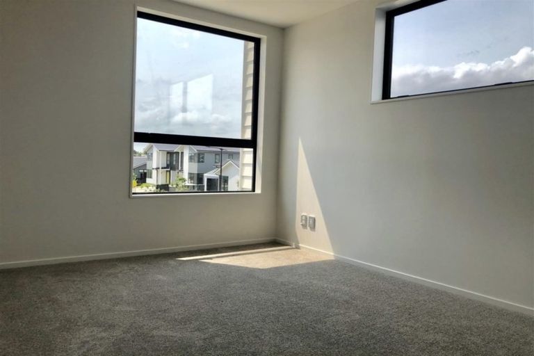 Photo of property in 7 Hoiho Road, Pukekohe, 2120