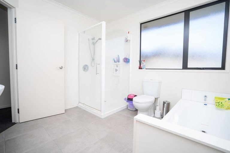 Photo of property in 2a Northpoint Way, Bell Block, New Plymouth, 4312