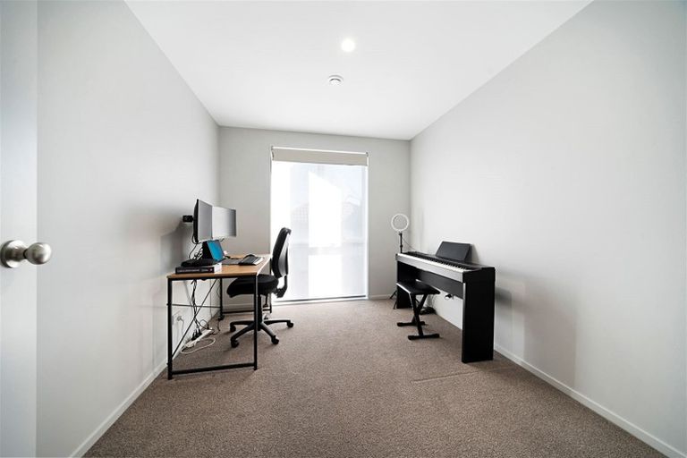 Photo of property in 51a Routley Drive, Glen Eden, Auckland, 0602